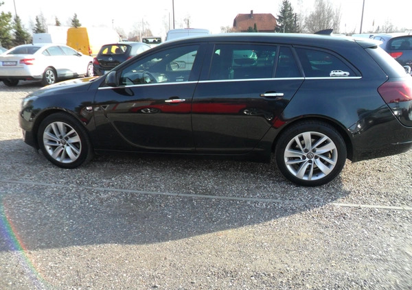 Opel Insignia cena 46900 przebieg: 130000, rok produkcji 2016 z Grudziądz małe 137